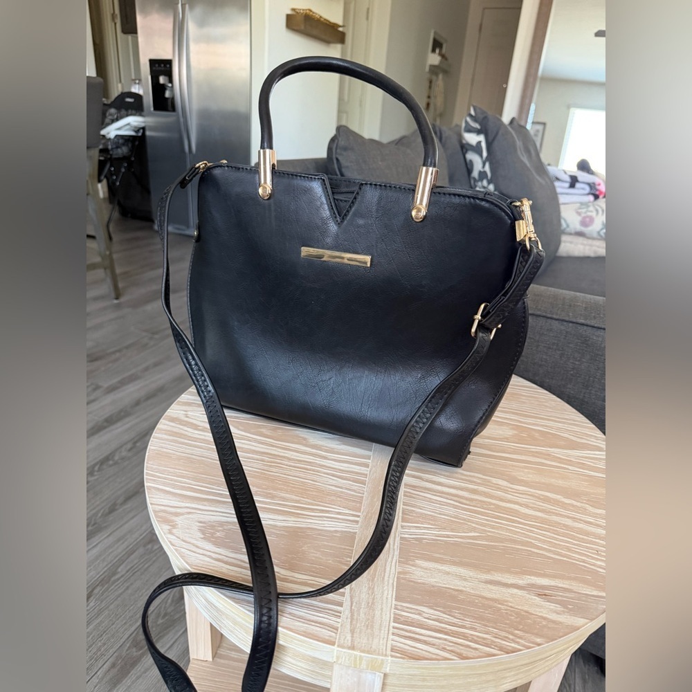 Small Shop|Elegant Black Handbag,Classic Vegan leather,gold hardware,long strap•